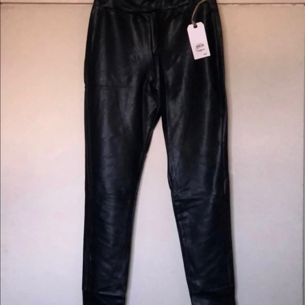 Leith Black Women’s skinny legging faux leather